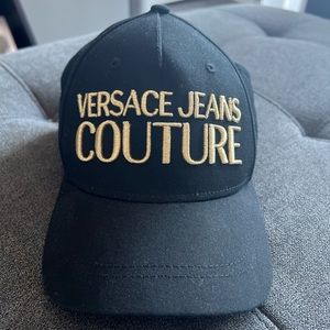 Versace jeans hat